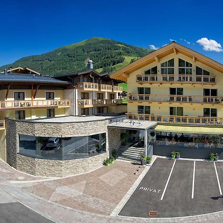 Hotel Alpina Saalbach-Hinterglemm Eksteriør billede